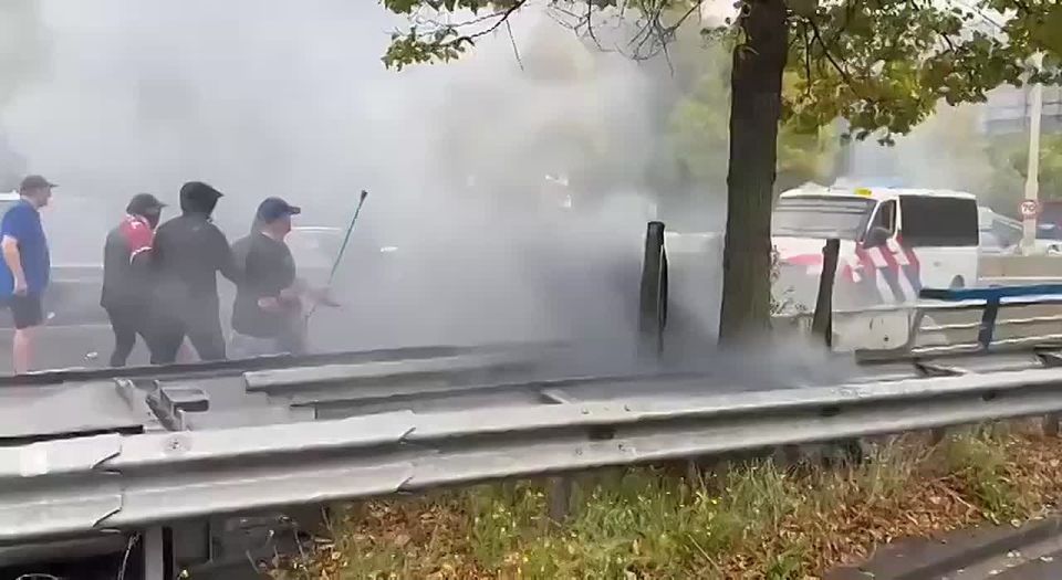 ����� ����� ����������� ��������� � �����