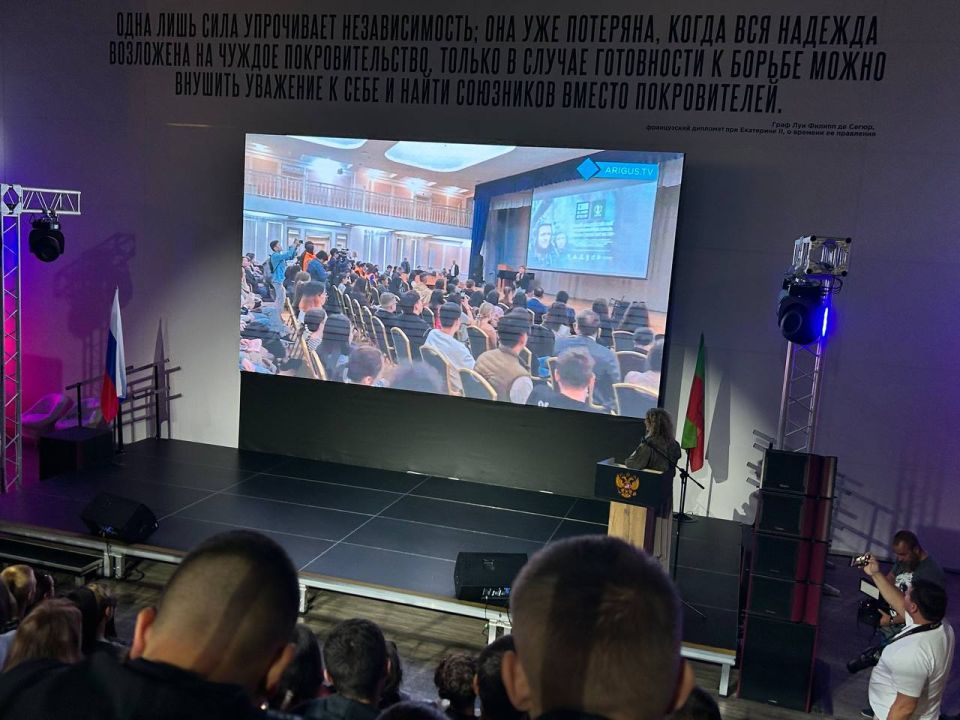 III Международный фестиваль «Кино на службе Отечеству» открылся в Мелитопольском мультимедийном историческом парке «Россия-моя история»