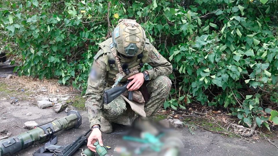 При освобождении Ольговского штурмовикам достались автоматы и гранатометы ВСУ