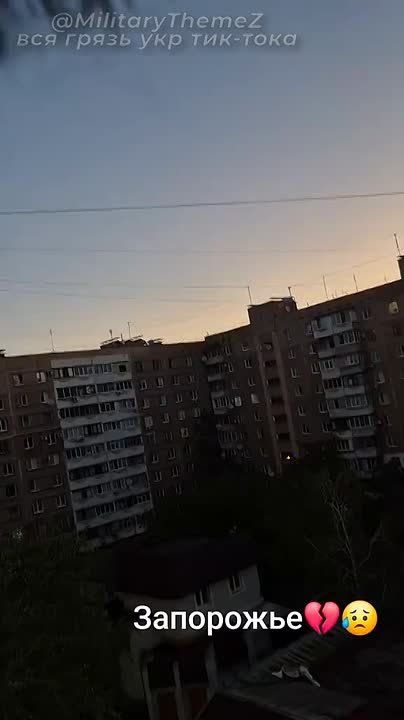 ����� ������������� ����� 3-� ����� (1 �����) � 3-� ������� ����� � ���������
