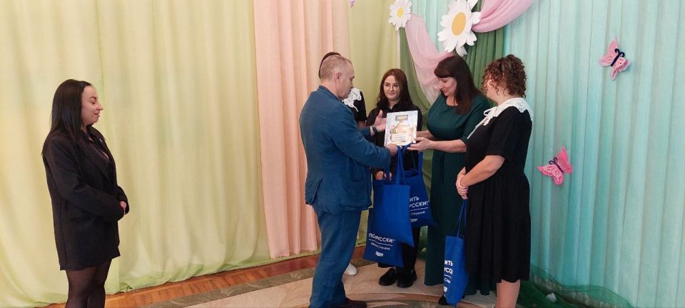 Вчера в Энергодаре отметили День работника дошкольного образования!