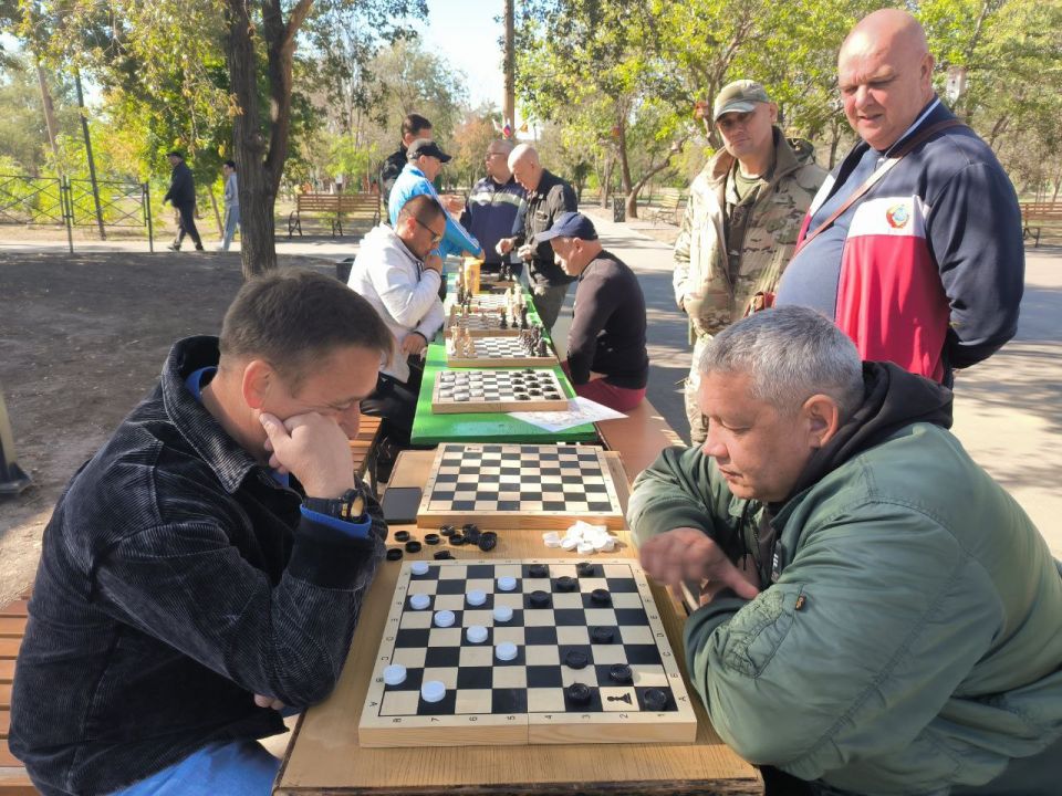 Друзья, атмосфера в нашем любимом Акимовском парке сегодня просто волшебная!