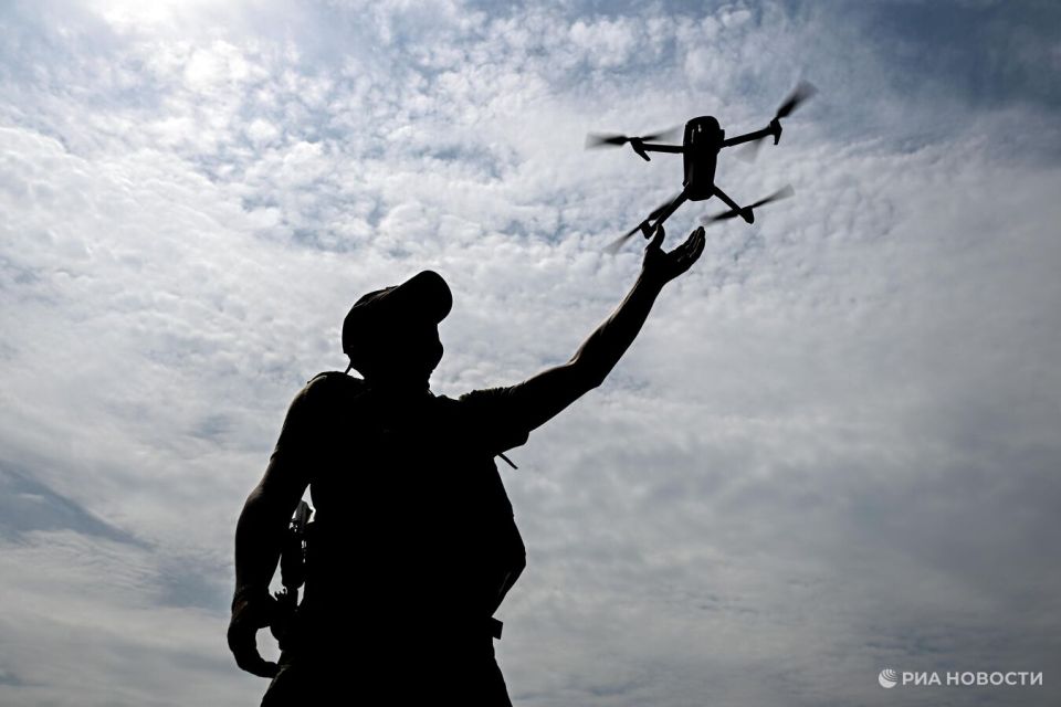 Российский дрон вывел из строя подстанцию в Запорожье