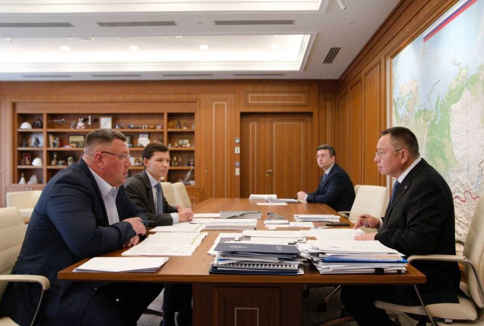 �������� ������ ������������ ���������� ����� �������� � ������������� ������