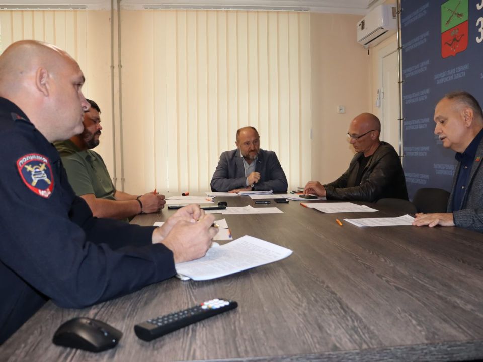 Сергей Юрченко провел заседание Комитета по обороне, взаимодействию с правоохранительными органами и чрезвычайным ситуациям