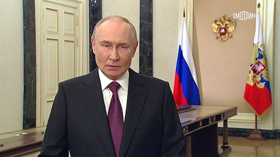 Безопасность России будет надежно обеспечена, а в Донбасс и Новороссию вернется прочный мир, заявил Владимир Путин в поздравлении с Днем воссоединения ДНР, ЛНР, Запорожской и Херсонской областей с Россией