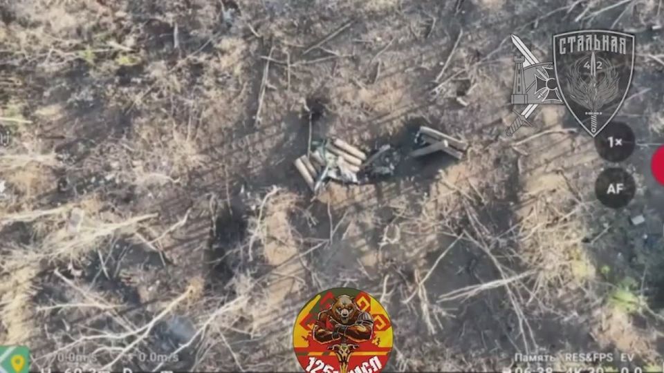 Наши дроноводы методично разрывают в клочья укрытия врага на Ореховском направлении