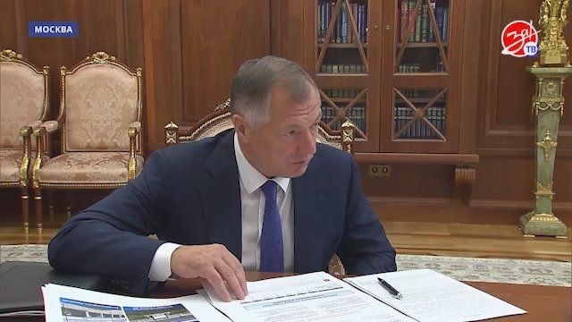 В День воссоединения Донбасса и Новороссии с Россией Владимир Путин провёл рабочую встречу с Маратом Хуснуллиным