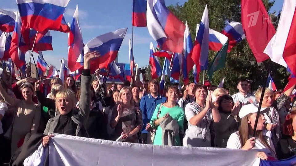 Три года назад республики Донбасса, Запорожская и Херсонская области воссоединились с Россией