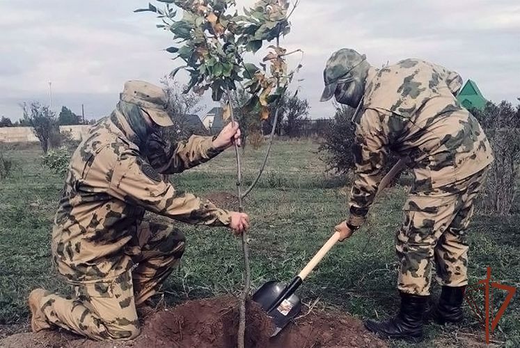 Росгвардейцы стали участниками празднования дня воссоединения исторических регионов с Россией