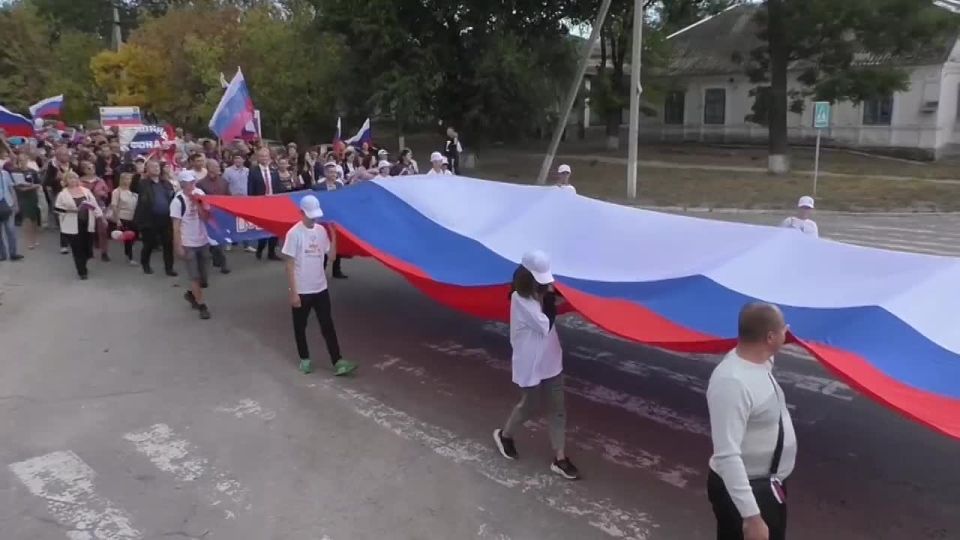 Максим Зубарев: Поздравляю всех жителей Запорожской области с Днём воссоединения наших 4х регионов с Россией! Для нас это не просто праздник, а непосредственное участие в этих исторических событиях, где каждый из нас внёс...