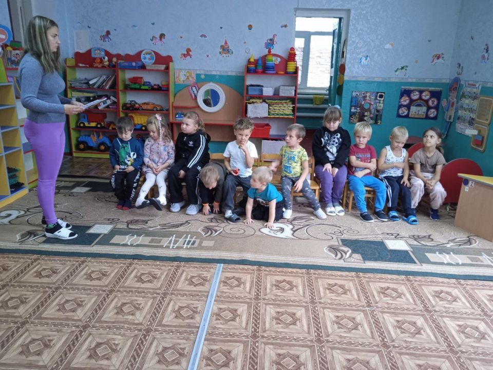 1 октября, в Международный день пожилых людей, с учениками ГБУ ОО ЗО "Партизанская школа - детский сад" говорили об уважении к старшему поколению и благодарили любимых бабушек и дедушек за заботу и теплоту