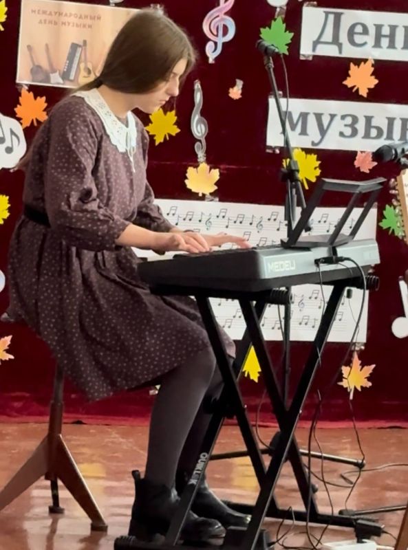 В Центре детско-юношеского творчества г.Токмак прошло яркое и душевное мероприятие, посвящённое Международному дню музыки