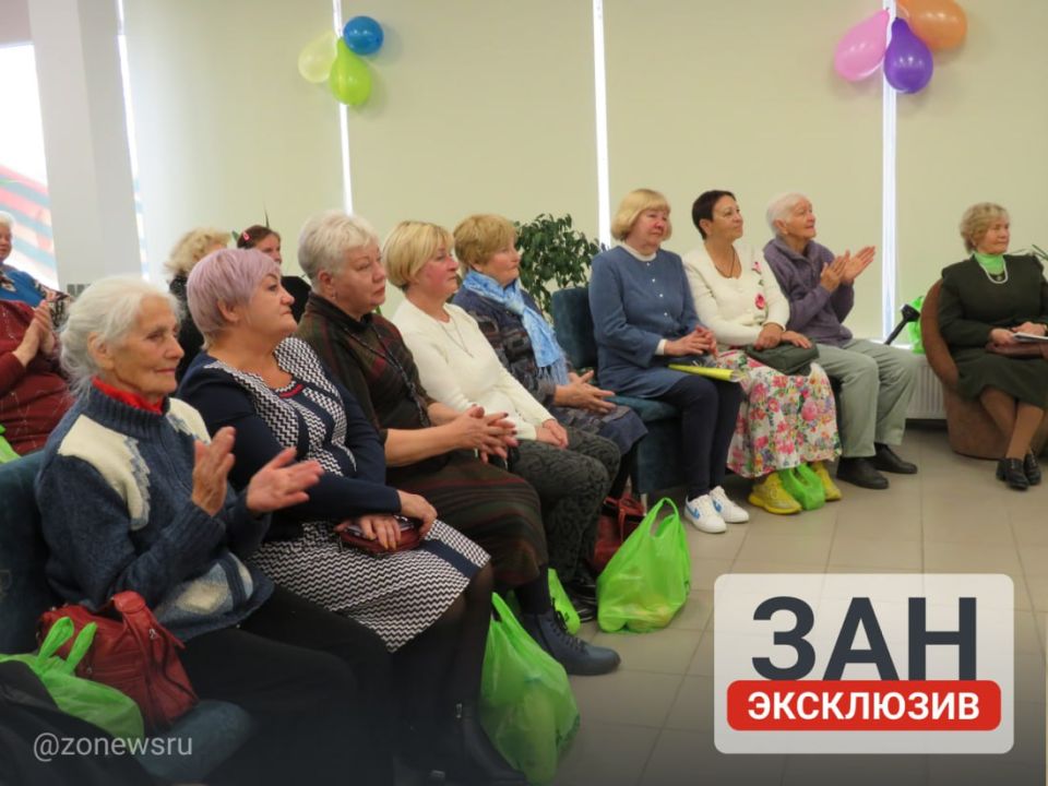 Поэтический вечер к Международному дню пожилого человека прошел в библиотеке Энергодара