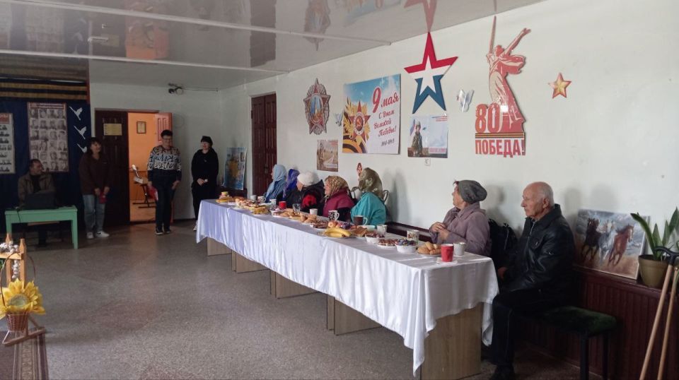            ..   ,     ,     ...