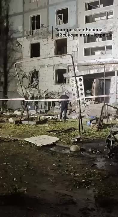 Два майора: Ночью пока все спали, ВС России несли свою непреклонную волю во Львов (особенно сильно досталось), Одессу и Запорожье