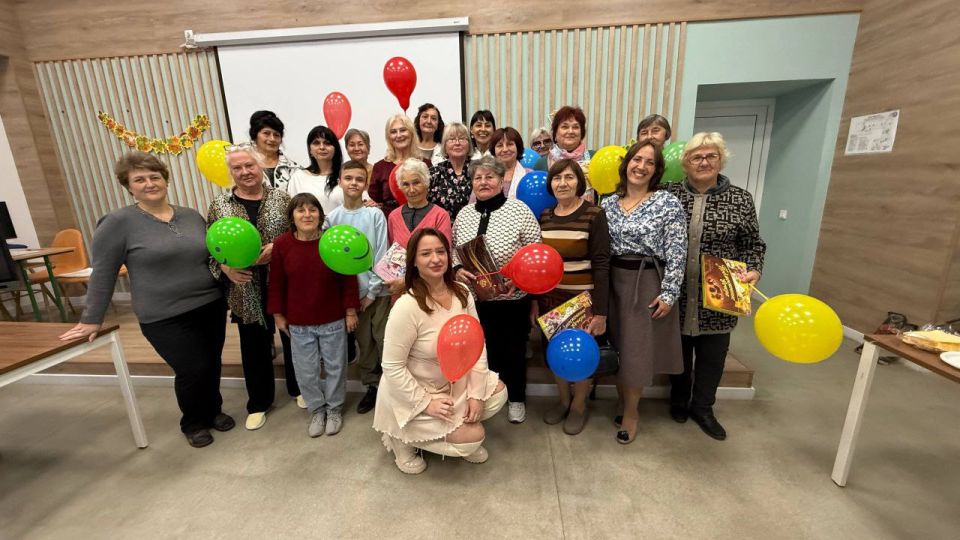 Праздничное мероприятие, посвященное Дню пожилого человека, состоялось на базе Приморского центра детского и юношеского творчества СОПКИ