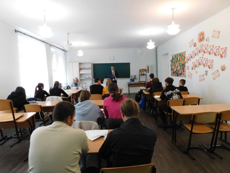 Профориентационная встреча «Мир профессий»: помощь старшеклассникам в осознанном выборе будущего