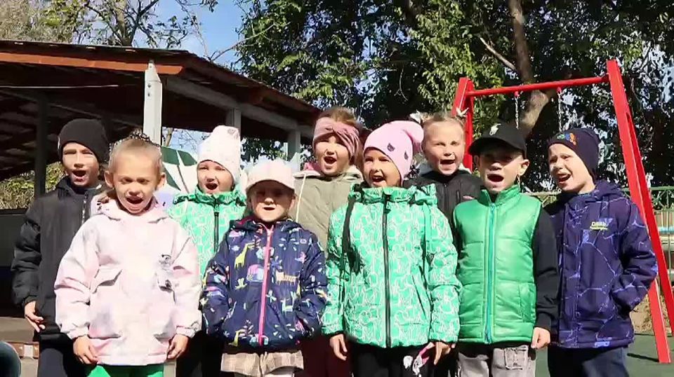 Жители Запорожской области поздравляют нашего Президента!