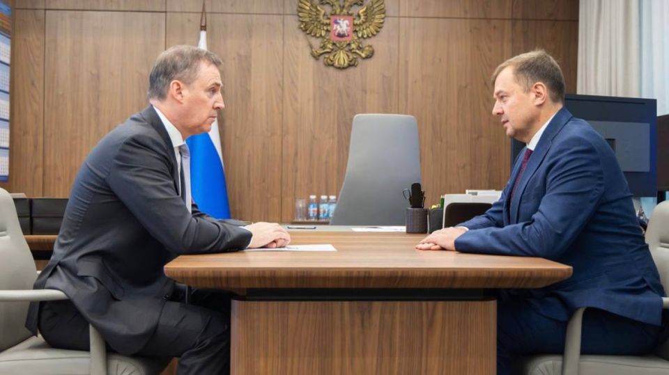  :            ,        ,  ...