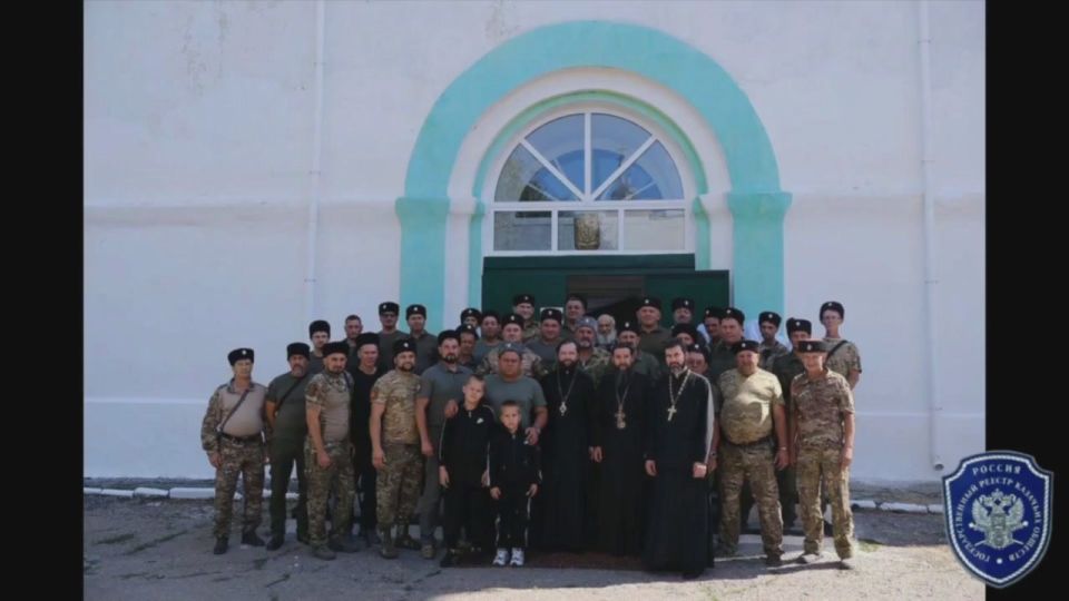 Запорожские казаки поздравили Владимира Путина с Днем рождения