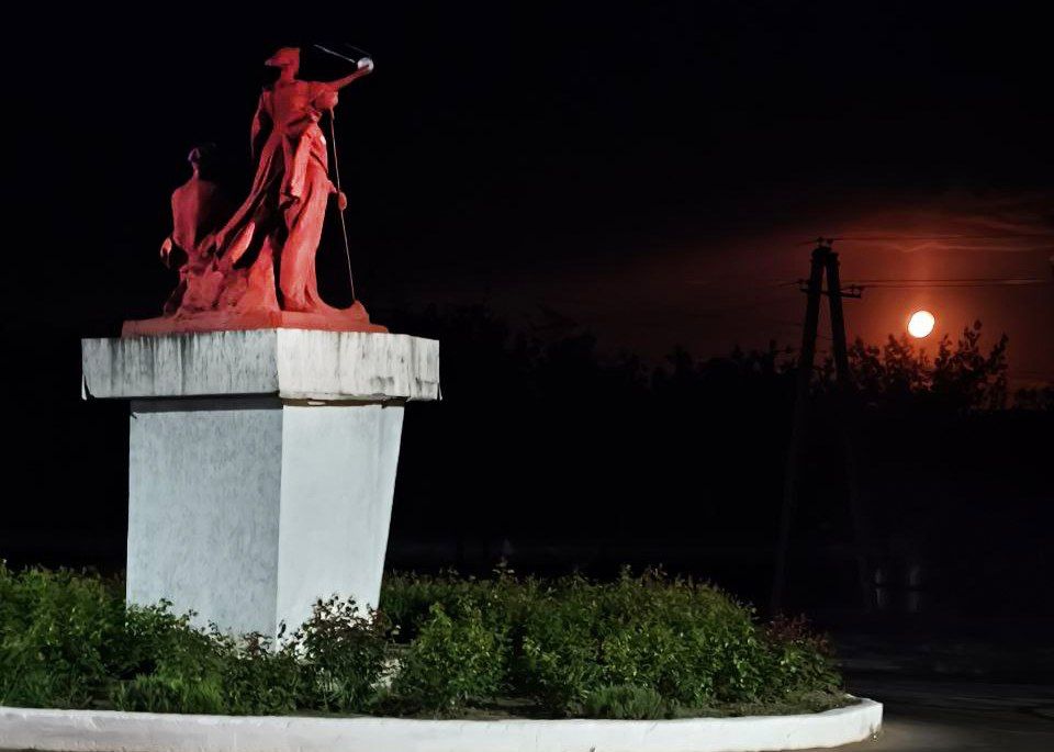 Доброго утра! Пусть вместе с ним придёт и вдохновение, пусть раннее солнце подарит хорошее настроение и уверенность в том, что всё будет чудесно