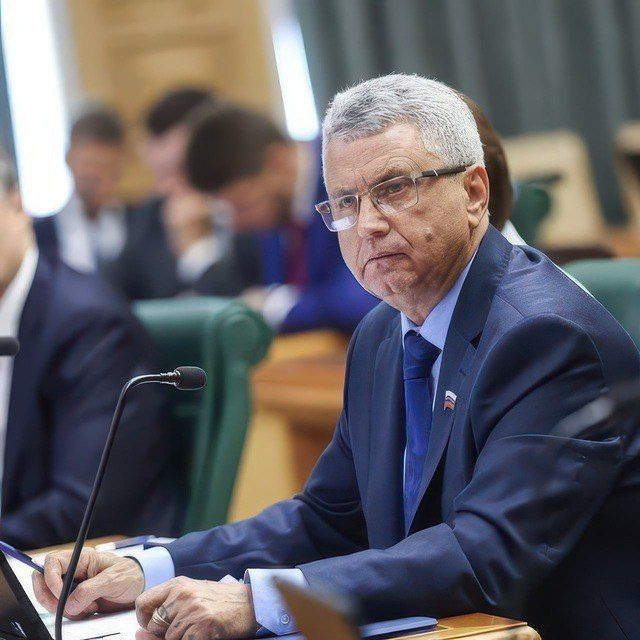 Сергей Золотарёв: Сегодня свой День рождения отмечает председатель Законодательного собрания Запорожской области Виктор Емельяненко