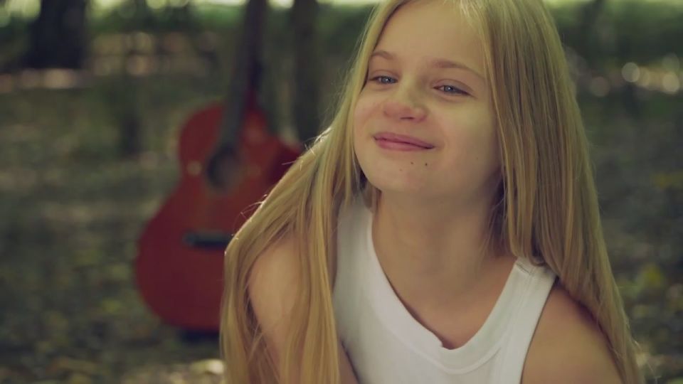 Друзья!. Сегодняшний день завершаем замечательной песней на слова Владимира Семеновича Высоцкого