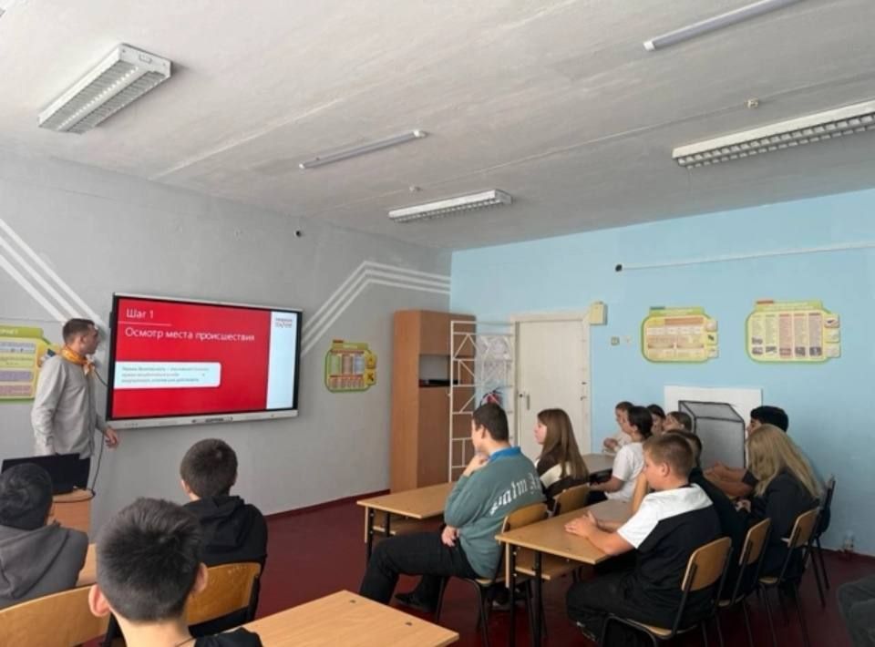 "Движение Первых" запустило проект "Первая помощь", в рамках которого дети и молодежь осваивают теоретические и практические навыки оказания первой доврачебной помощи, участвуя в обучающих мастер-классах