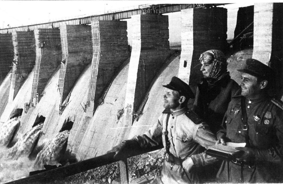 Виктор Емельяненко: Дорогие земляки!. Сердечно поздравляю вас с 82-й годовщиной освобождения Запорожской области от немецко-фашистских захватчиков