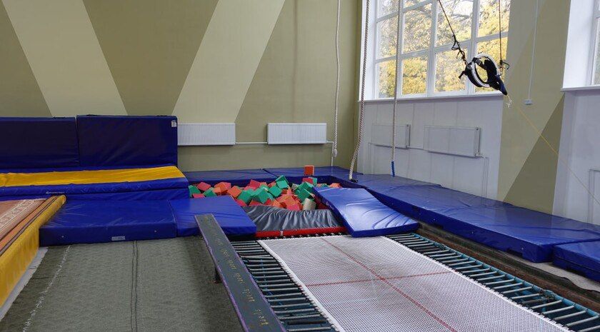 В Токмаке после капитального ремонта открылся зал акробатики