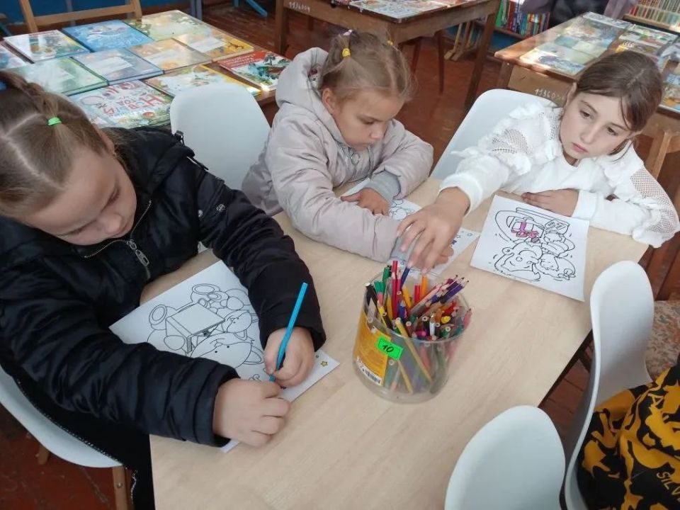 В учреждениях культуры Акимовского муниципального района активно ведётся подготовка к празднованию Дня отца