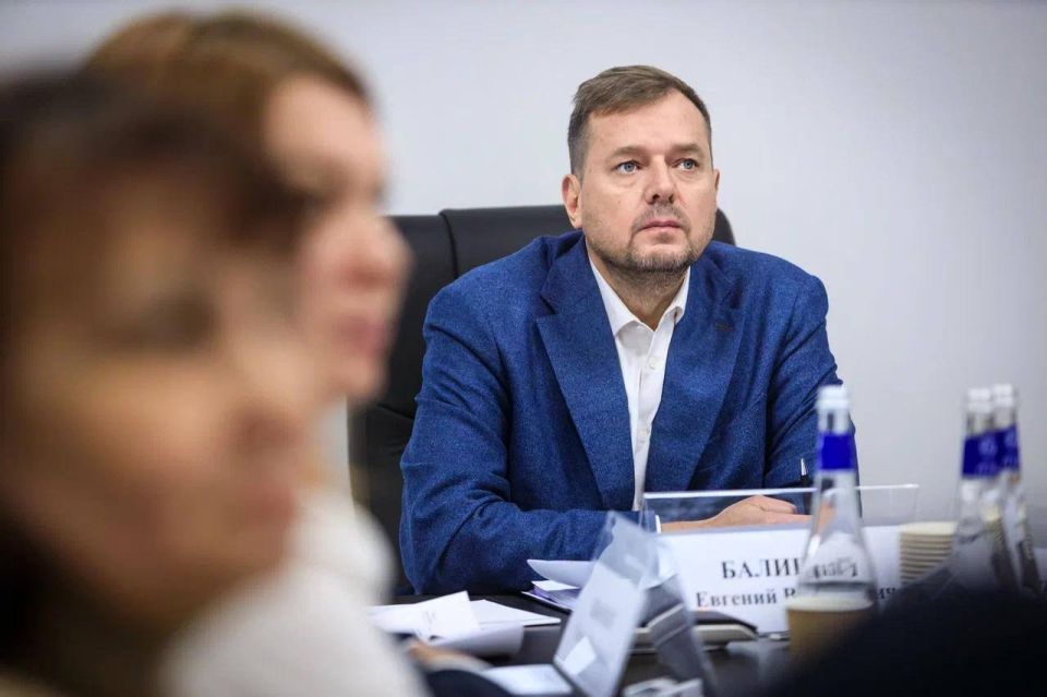  :          -      ,      ...