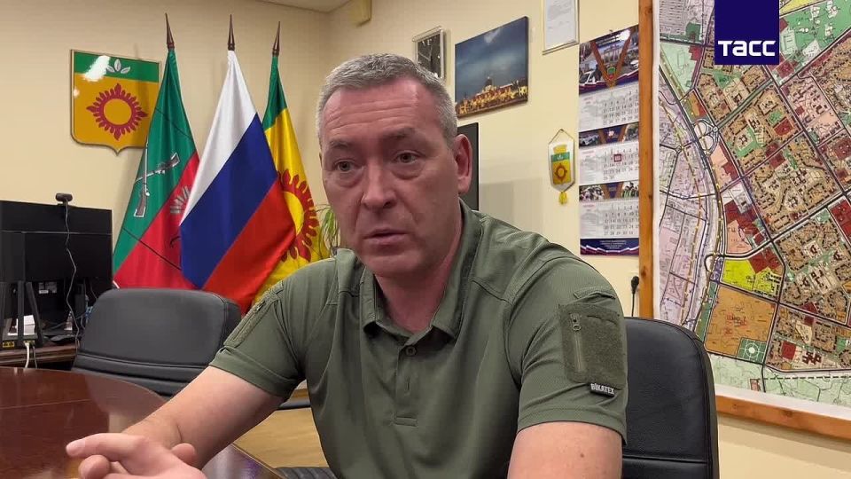 ВСУ пытаются выполнить план по атакам на Энергодар, запуская десятки дронов в сутки, заявил ТАСС мэр города-спутника Запорожской АЭС Максим Пухов