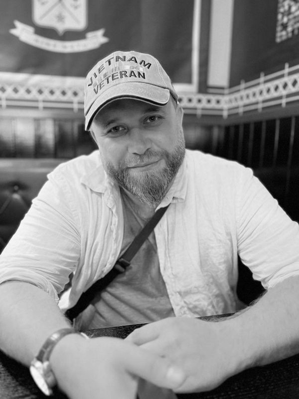 Родион Северьянов: Военкор РИА Новости Иван Зуев в четверг погиб от удара украинского беспилотника в Запорожской области