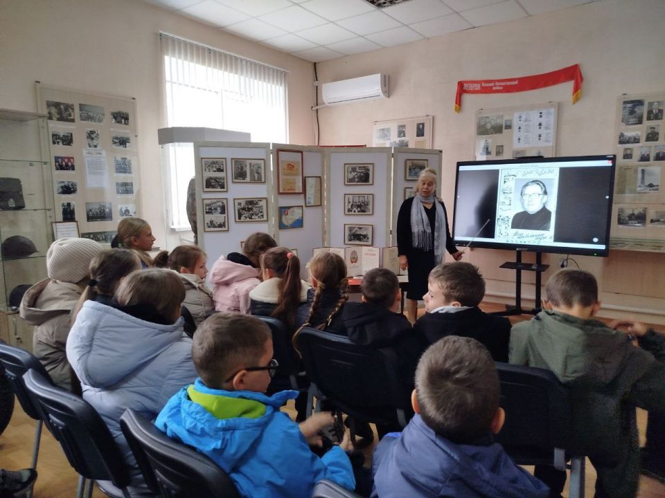 Ежегодно в третье воскресенье октября в нашей стране празднуется День отца