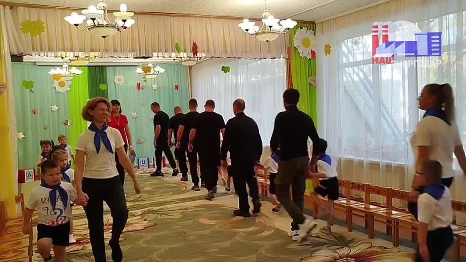 В Энергодаре прошёл яркий спортивный праздник, посвящённый Дню отца!