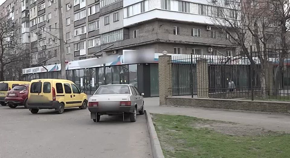 Главное Управление МВД России по Запорожской области напоминает, что за ложное сообщение об угрозе террористического акта предусмотрена уголовная ответственность в виде штрафа в размере от 700 тысяч до 1 миллиона рублей...