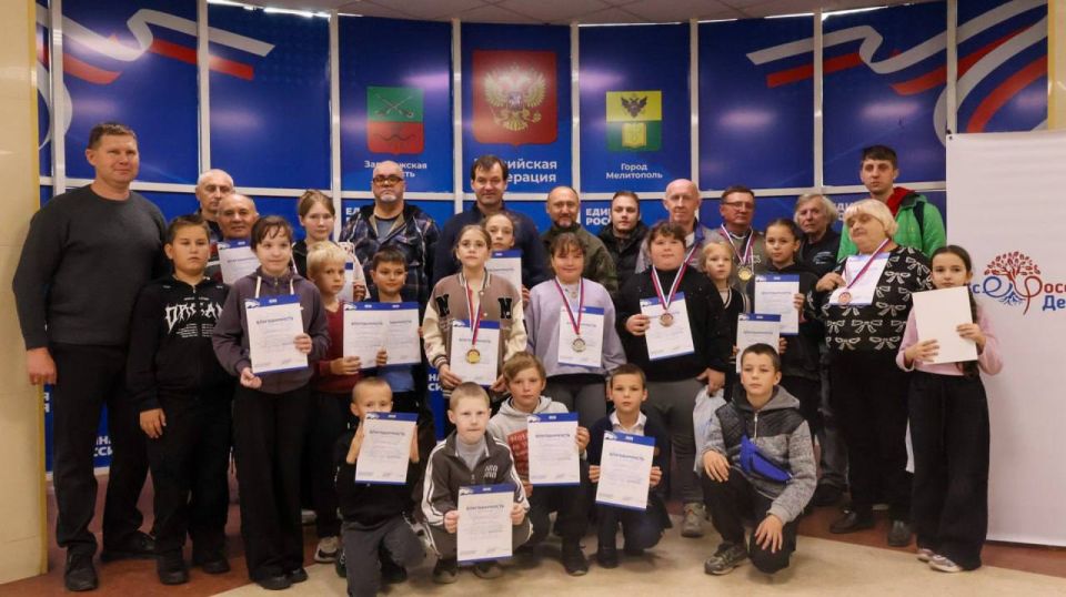 В Мелитополе ко Дню отца провели турнир по шашкам