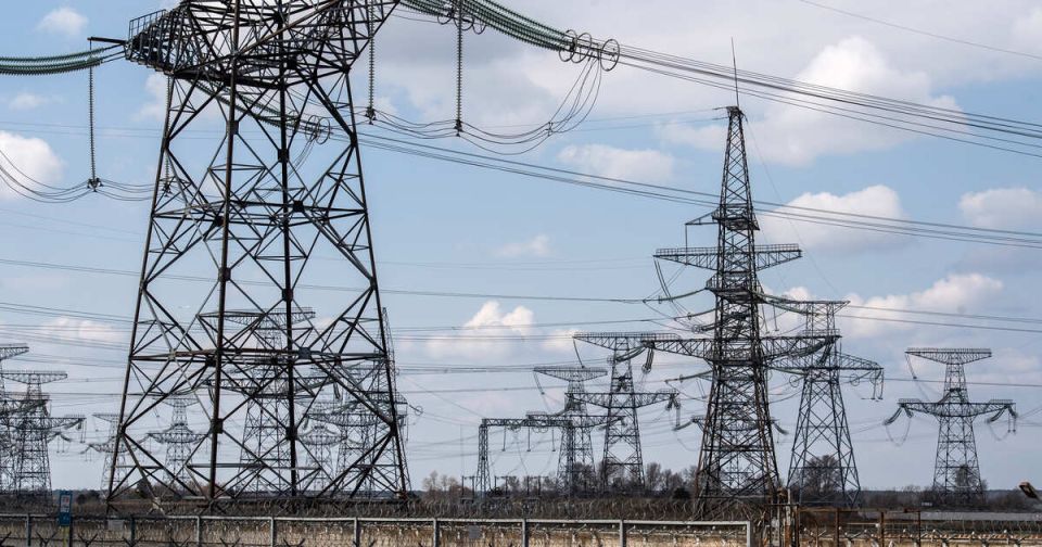На Запорожской АЭС раскрыли детали ремонта линий электропередачи