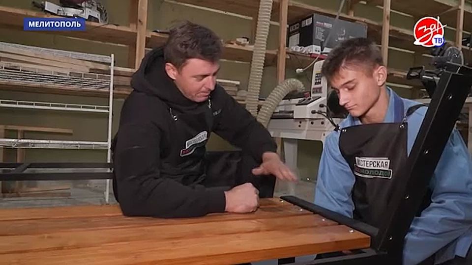 В мастерской «Юг Молодой» для студентов проводят мастер-классы по изготовлению малых архитектурных форм