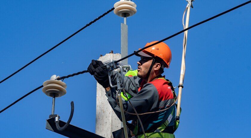 Регион-шеф восстановил уличное освещение в Молочанске