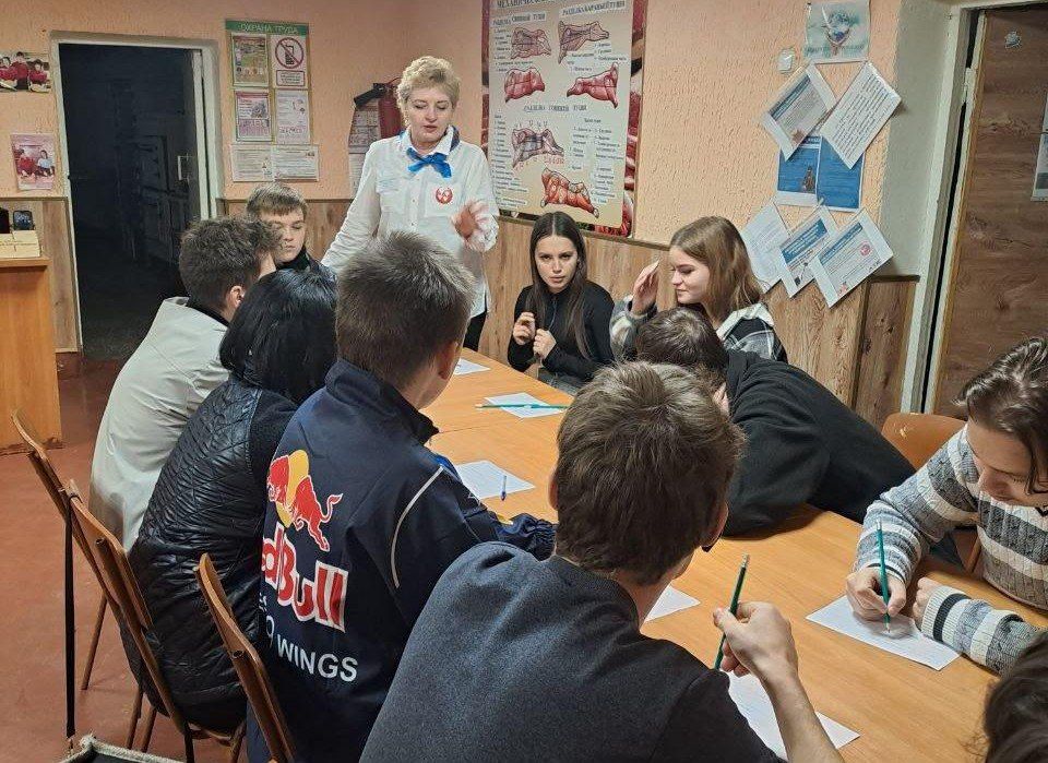 В Токмаке проведено профориентационное мероприятие со студентами Молочанского многопрофильного центра профессионально-технического обучения» «Моя профессия – моя профессия в будущем»