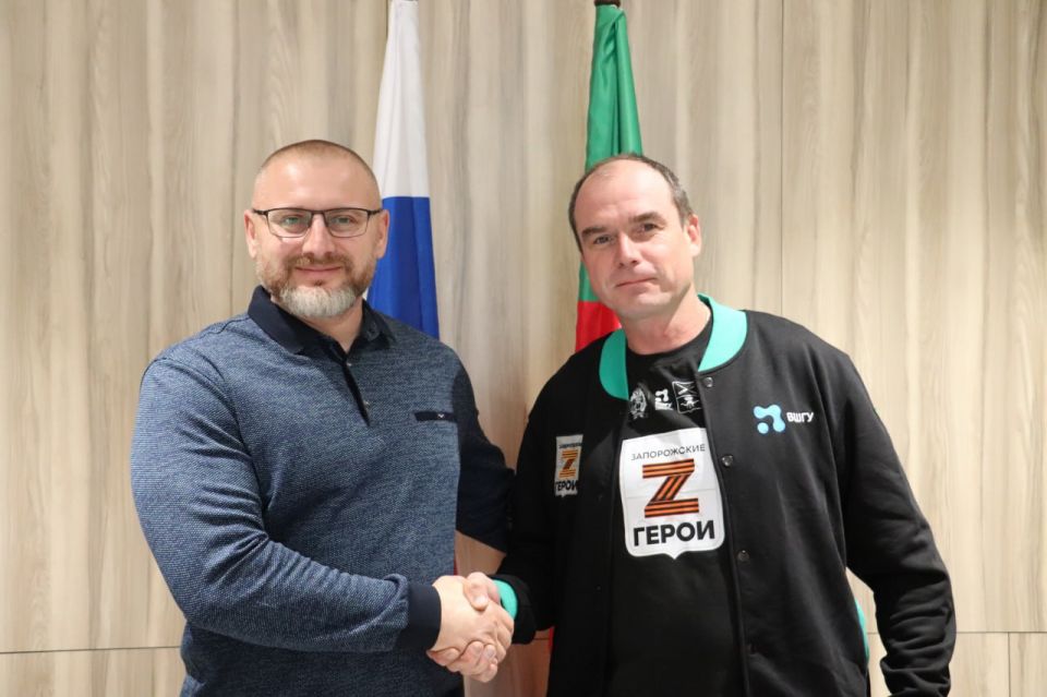 Глава Минпромторга региона стал наставником «Zапорожского героя»