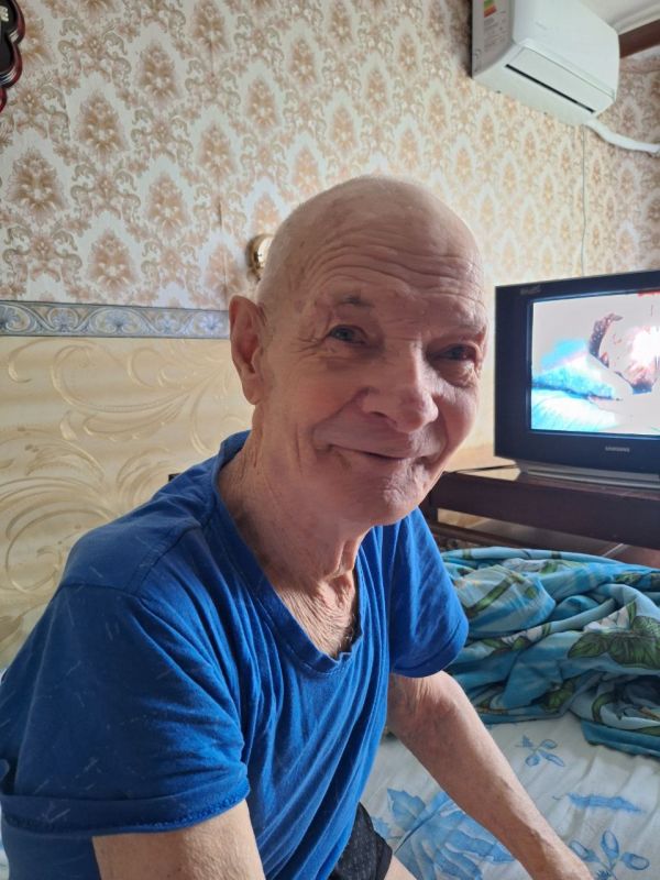 Уважаемые энергодарцы!. Сегодня у жительницы Энергодара Анны Пропал дедушка! «Пропал человек! Морозов Анатолий Максимович 1944г.р., это мой дедушка! У него деменция! Пропал сегодня ночью! Пожалуйста, кто увидит, позвоните