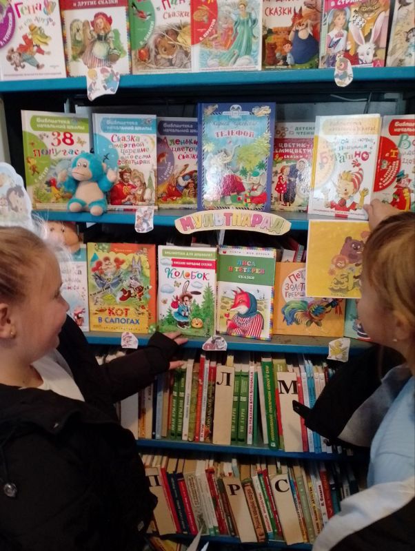 Детство - самая замечательная пора, когда ребенок познает окружающий мир