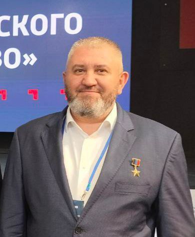 Виктор Емельяненко: Сегодня свой день рождения отмечает Вячеслав Кузнецов — участник СВО, депутат Законодательного Собрания Запорожской области от КПРФ, член комитета по обороне, взаимодействию с правоохранительными органами...