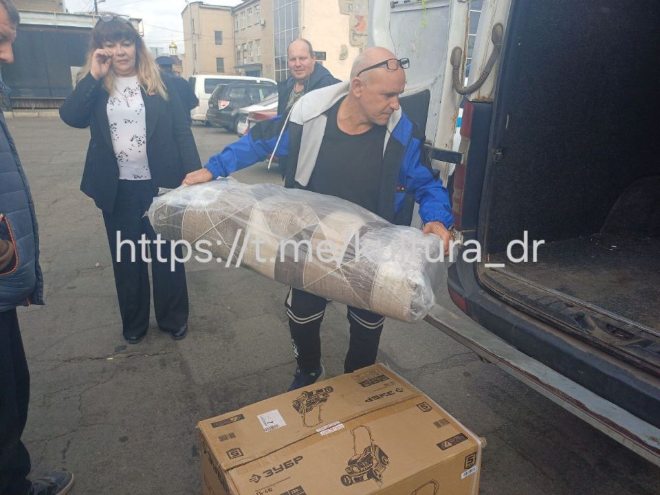 Мы хотим выразить нашу искреннюю благодарность Грибачёвой Анне Валерьевне, депутату Васильевского окружного совета первого созыва, а также Благотворительному фонду "Социальное благополучие Спасского района Республики...