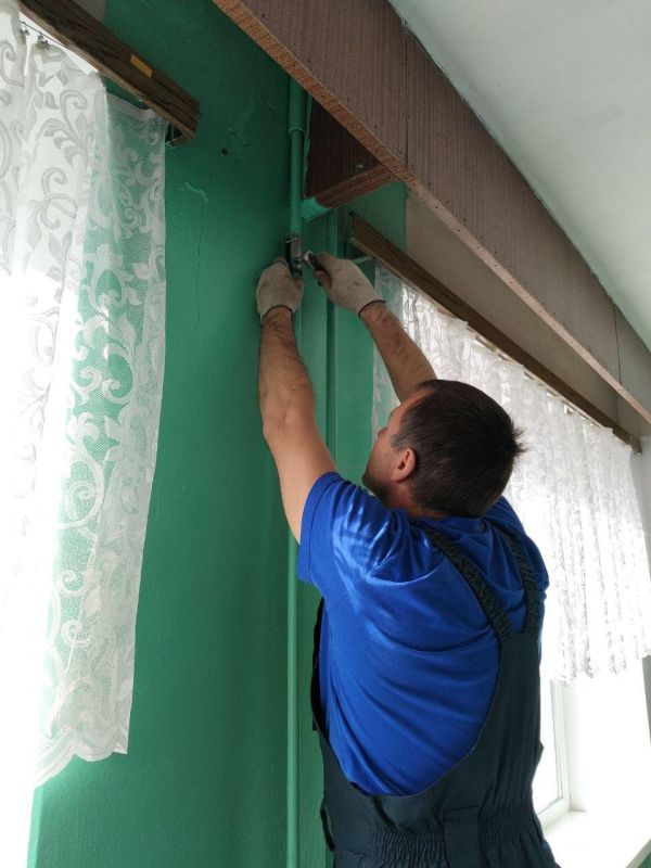 Подача тепла в детсад и школу села Чапаевка Пологовского МО осуществляется в штатном режиме