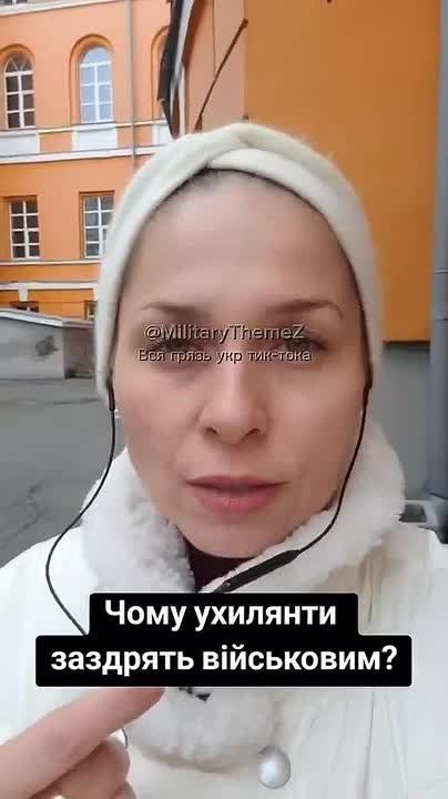 #�������_���_�����������: ��������� ������ "����������" � "������������" � ����� ������ "�������"